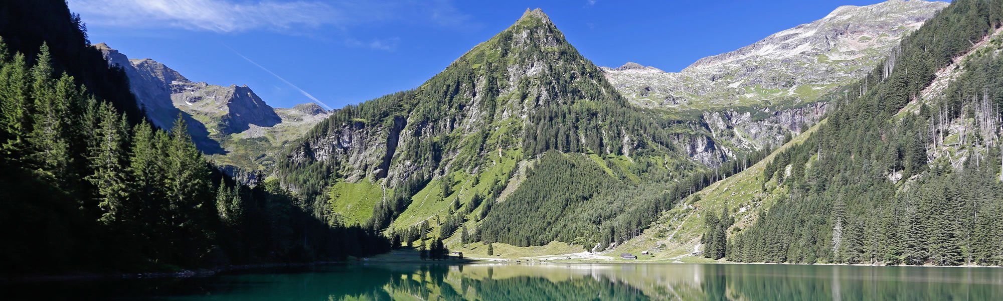 Romantischer Schwarzensee im nahen Sölktal