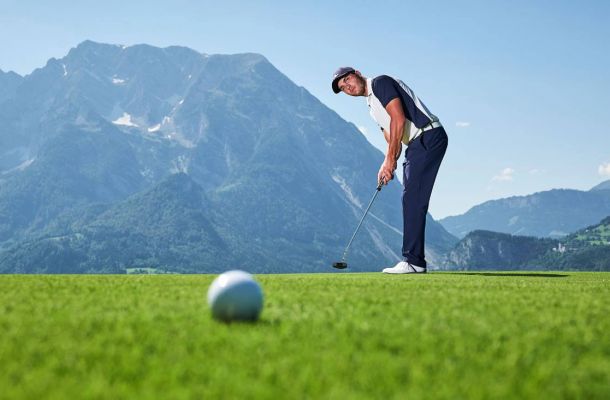 Gratis Golfspielen auf der Dachstein Tauern Golfanlage